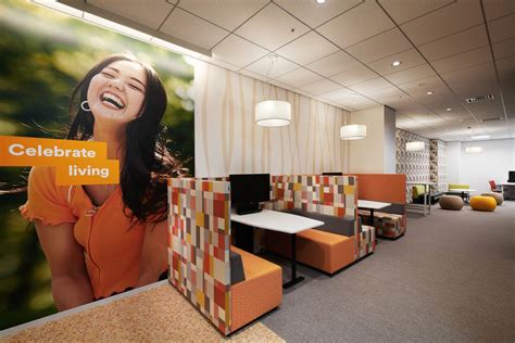 FWD Fuji Life Insurance Offices - Tokyo | Office Snapshots | Workplace ...