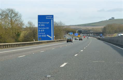 M4 Near Junction 15 © Mrc Geograph Britain And Ireland
