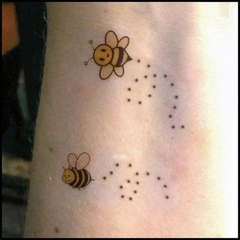 This Is A Set Of 2 Temporary Tattoos Cute Honey Bees Buzzing