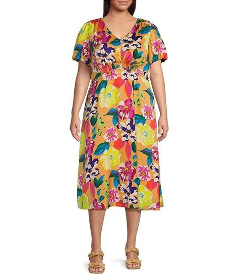 Skies Are Blue Plus Size Woven Floral Print Short Sleeve V Neck Maxi