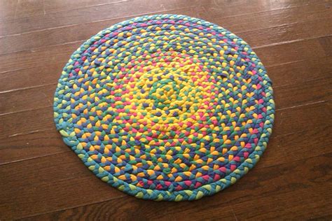 Make A Braided T Shirt Rug 5 Steps With Pictures