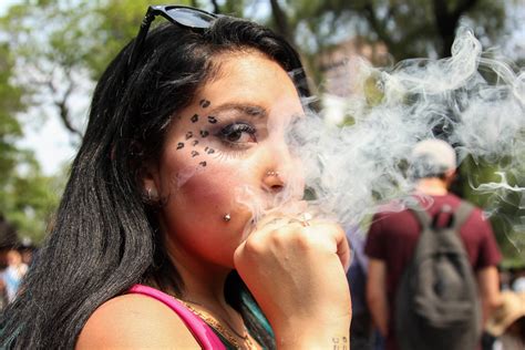 El Consumo De Marihuana En México Se Duplica Entre Los Menores De Edad