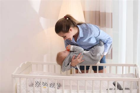 When And How To Stop Co Sleeping With Your Baby Being The Parent