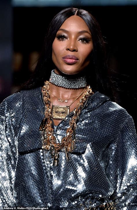 Naomi Campbell 48 Proves Shes Still The Catwalk Queen As She Rocks