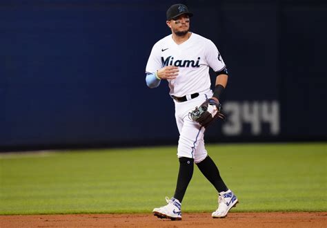 Who Plays Ss For The Miami Marlins In 2023