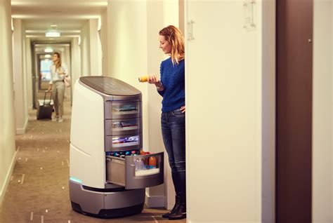 Startup Robotise Erste Hotelketten Stellen Auf Service Roboter Um