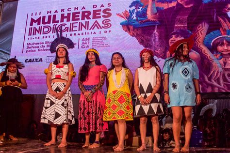 Mulheres Do Bioma Amazônia Participam Da Iii Marcha Das Mulheres
