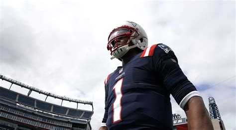 Cam Newton Tests Positive For Covid 19 Patriots Chiefs Game Postponed