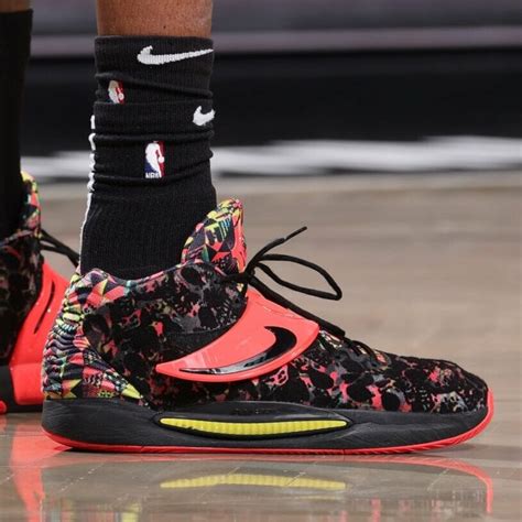 What Pros Wear Kevin Durants Nike Kd 14 Shoes What Pros Wear