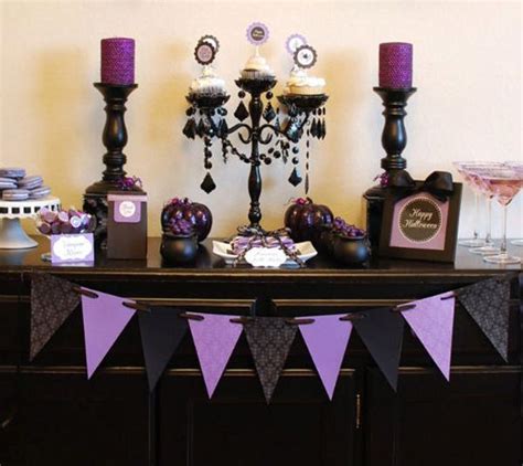 However, there is one color combination creeping up in popularity. 25 Halloween Decorating Ideas Using Purple Colors