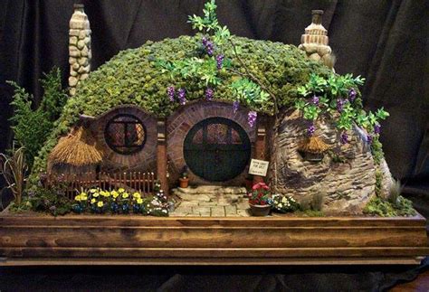 Hobbit Hole By Good Sam Showcase Of Miniatures Fairy Garden Houses