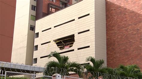 Madre E Hija Murieron Tras Caer Vehículo De Un Cuarto Piso