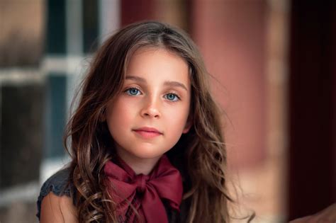Images Little Girls Brown Haired Natural Beauty Children 2048x1365