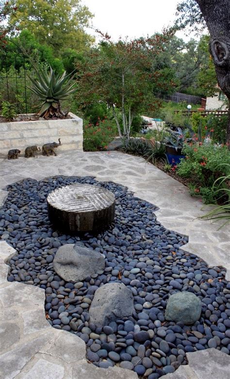 Diy Stone Decor To Make Your Garden Look Like A Professional Has Did It