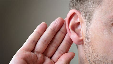 5 Tips To Treat Itchy Ears At Home