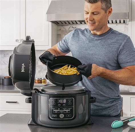 This particular roast isn't one that is soaking in the liquid for hours, that means that you will need to cut it with a knife. Ninja Foodi pressure cooker, steamer & air fryer - 1400w ...