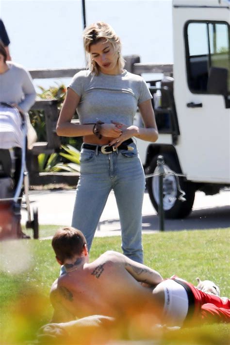 hailey baldwin and justin bieber share a very intimate moment while out at newport beach