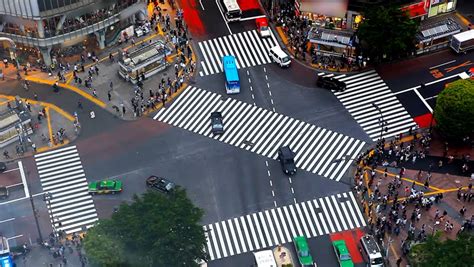 Tokyo Japan May 14 2015 Pedestrians At Shibuya Crossing The