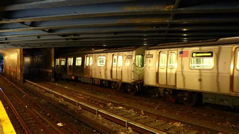 Mta New York City Subway Ditmars Blvd Bound Siemens R160b N Express Train 86th Street Youtube