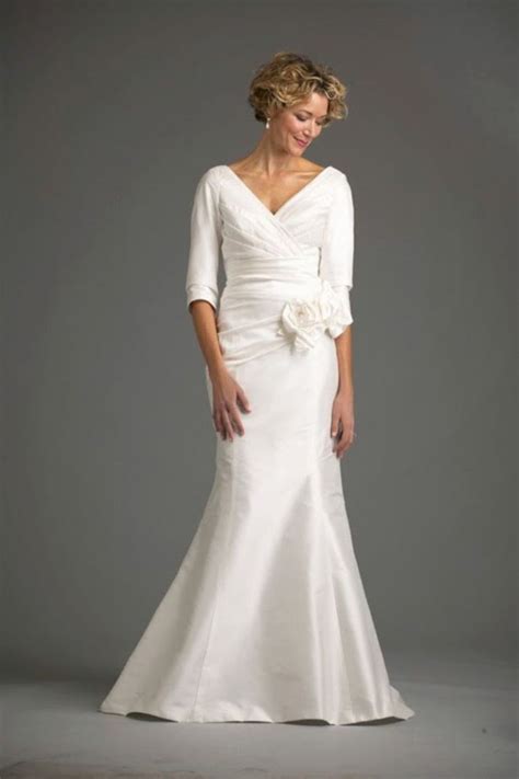 10 Wedding Gowns Perfect For Women Over 50 Preowned Wedding Dresses