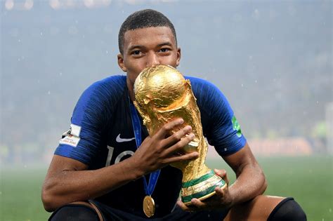 Nike released mbappé's first mercurial. Video emerges showing PSG star Kylian Mbappe wearing AC ...