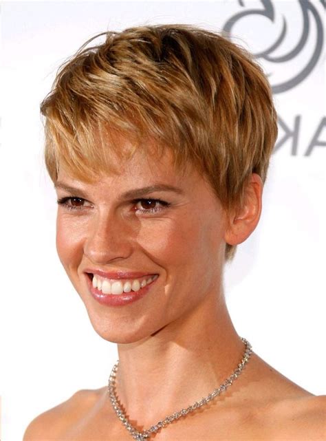 The blonde shade is so stylish and the textured. 70 Stunning Medium and Short Hairstyles For Fine Hair To ...