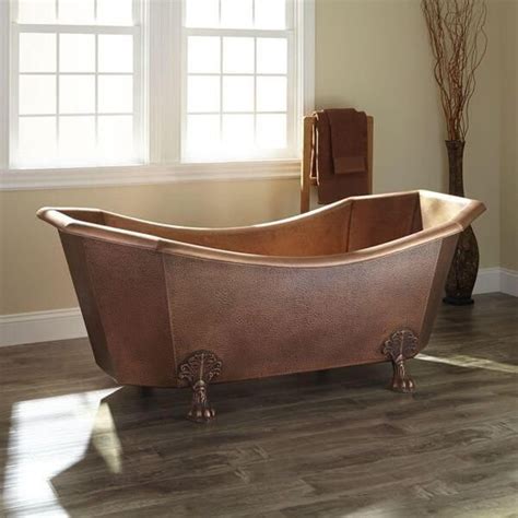 It's a two person tub with an average fill of 75 gallons, though by my calculations it could hold almost twice that. Copper Clawfoot Soaking Tub Bathtub Eight Sided Hammered ...