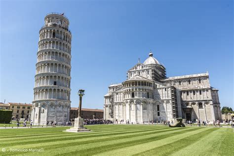Torre Di Pisa E Piazza Dei Miracoli Col Duomo Tower Of Pisa And