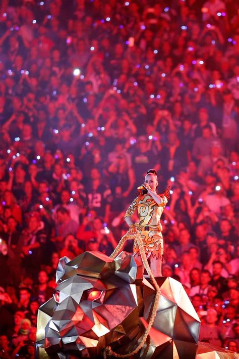 Katy Perrys Halftime Show At Super Bowl 2015 Pictures Popsugar