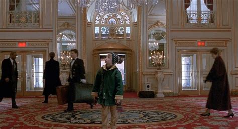 Home Alone 2 Relive The Scenes At The Plaza Fantrippers