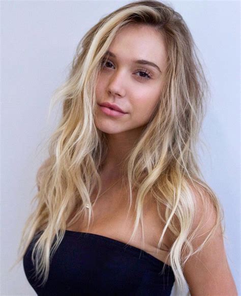 pinterest ↠ surfinkauai blonde hair looks alexis ren hair hair inspo hair inspiration