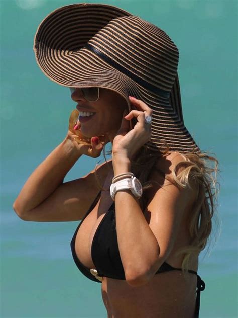 Lisa Hochstein In A Black Bikini On Miami Beach Barnorama