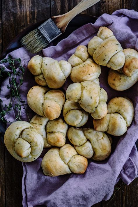Soft And Buttery Homemade Garlic Knots My Kitchen Little