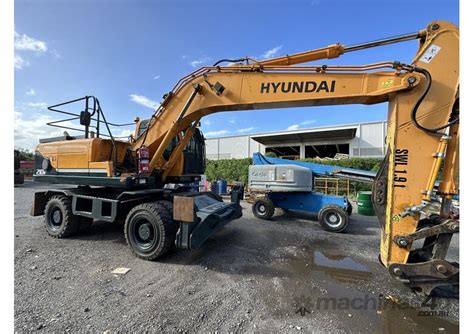 Used 2010 Hyundai R210w Excavator In Listed On Machines4u