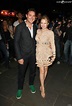 Kylie Minogue et son ami William Baker assistent à la première de The ...