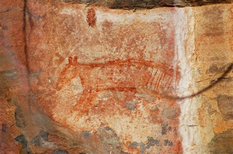 Pintura Rupestre De Unos 2000 Años De Antigüedad Está Ubicada En La