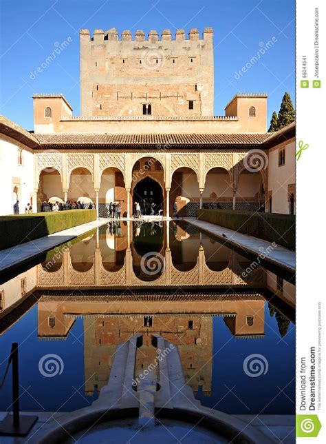 Uteplats De Los Arrayanes Alhambra Slott I Granada Spanien