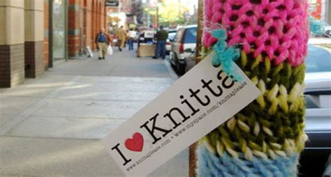 Knitta Please Knit Graffiti Knitting Graffiti Crews Granny Graffiti Inhabitat Green