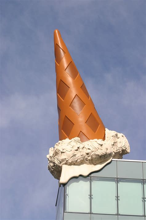 27 nov 2011 • 6 minuters läsning. Dropped cone | Dropped Cone by Claes Oldenburg and Coosje ...