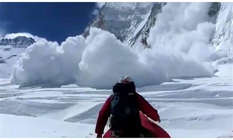 One Body Found As Sherpas Count Cost Of Everests Deadliest Avalanche