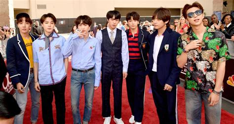 BTS Is Slaying The BBMAs Red Carpet And Fans Have Zero Chill About It