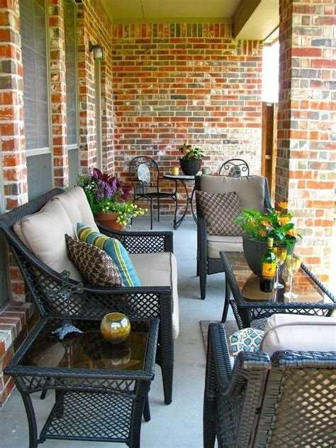 30 Stunning Farmhouse Balcony Decoration Ideas For Small Space Patio