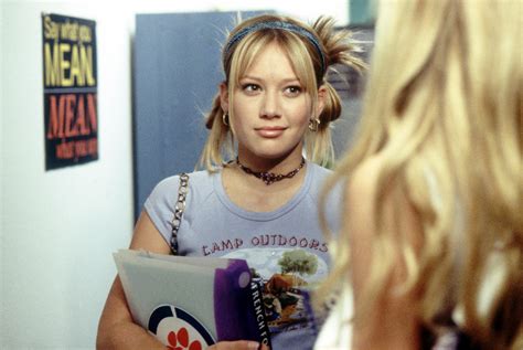 Hilary Duff Dyed Her Hair Lizzie Mcguire Blonde Ahead Of The Reboot