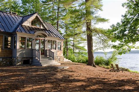 Cozy Lakeside Cabin With Rustic Features Hgtv Faces Of Design Hgtv