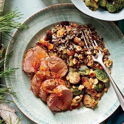 Chef garth and amy cook up a delicious meal that will be perfect for your table on christmas evening. Traditional Christmas Dinner Menus & Recipes | MyRecipes