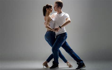 Muestra Tus Mejores Pasos Y Disfruta De Los Beneficios Del Baile