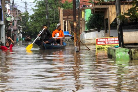 Waktunya Mulai Mewaspadai Mega Bencana Pandemi Dan Banjir Puncak Musim Hujan Mongabay Co Id