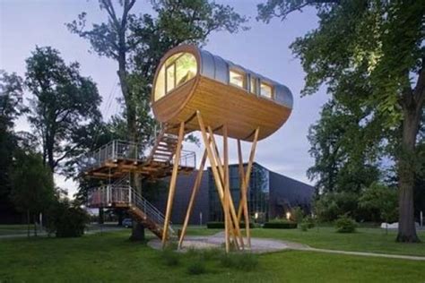 top 10 most amazing tree houses around the world