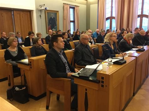 TIEDOTE: Etelä-Savon maakuntavaltuusto hyväksyi talousarvion ja ...