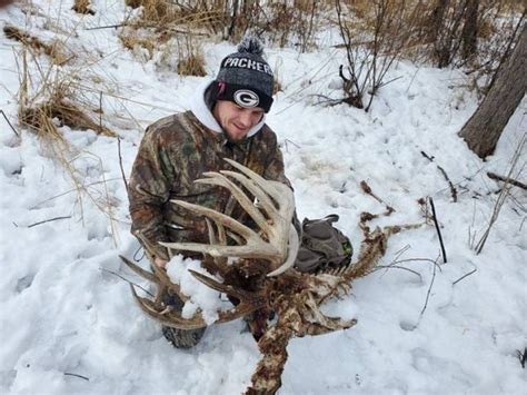 Big Bucks Wisconsin Whitetail Confirmed As New State Archery Record